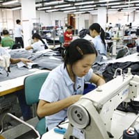 Kinh doanh - Rà soát giảm thuế, phí cho DN năm 2013