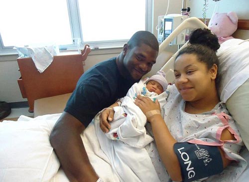 Sốc: Cầu thủ giết bạn gái rồi tự sát - 3