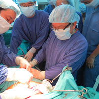 Sức khỏe đời sống - Cứu sống bệnh nhân hai lần dọa ngừng tim