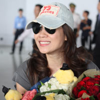 Ca nhạc - MTV - Mỹ Tâm "ngầu" giữa vòng vây của fan