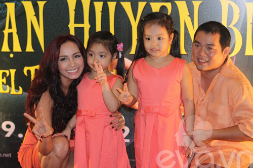 5 cặp đôi mặc đẹp của năm! - 6