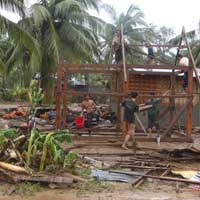 Tin tức trong ngày - Chùm ảnh: Siêu bão Bopha tàn phá Philippines