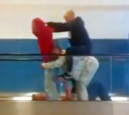 Những clip lạ hút người xem nhất tuần qua - 2