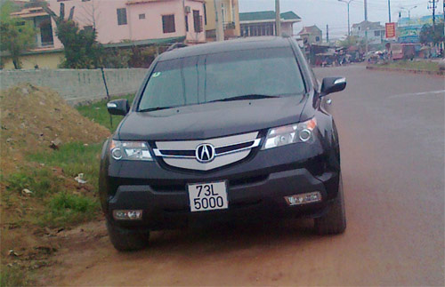 Dàn xe sang biển đẹp ở Quảng Bình - 8