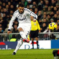 Bóng đá - CR7 nã đạn đẹp nhất V14 Liga