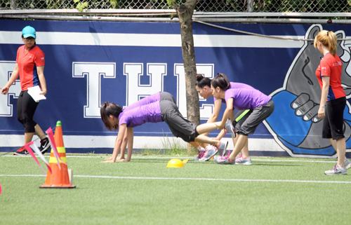 Thử thách chan đầy nước mắt của Miss Teen - 7