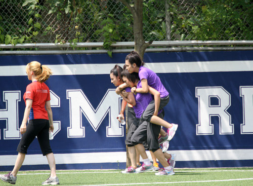 Thử thách chan đầy nước mắt của Miss Teen - 5