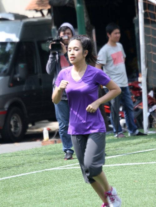 Thử thách chan đầy nước mắt của Miss Teen - 10