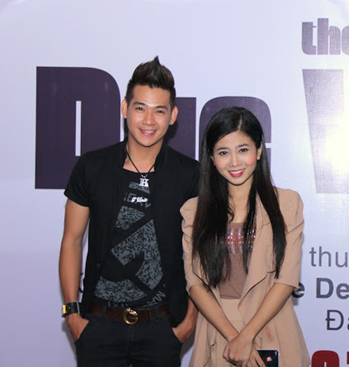 Kiều nữ Việt háo hức xem phim 16+ - 7