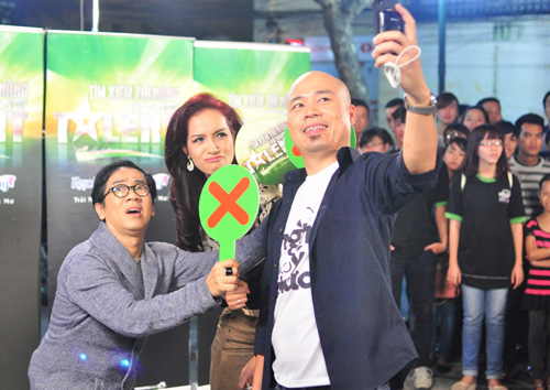 VN's Got Talent: Chờ đợi U80 nhảy hip-hop - 7