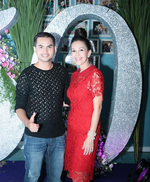 Đón tuổi 50, Diễm My lại gây ngạc nhiên - 9