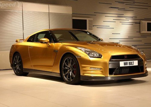 Nissan "Bolt Gold" đấu giá vượt kỳ vọng - 1