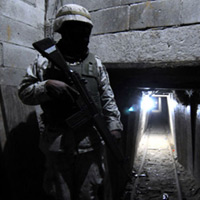 Tin tức trong ngày - Mexico: Phát hiện 13 thi thể cắt rời trong ô tô