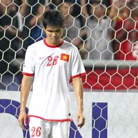 Bóng đá - Nhìn V-League lo cho đội tuyển quốc gia