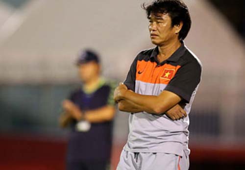 Vấn đề của bóng đá Việt Nam: Ai nắm đội tuyển? - 1