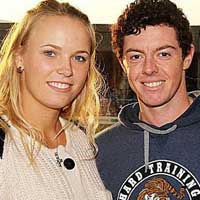 Thể thao - McIlroy &amp; Wozniacki trổ tài chơi bóng
