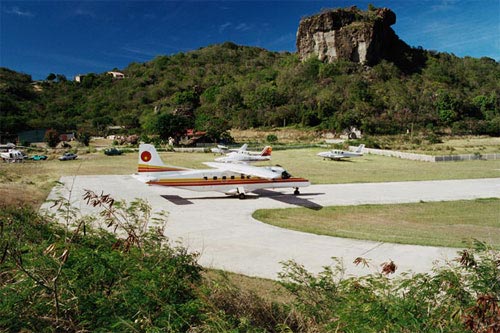 Những sân bay kỳ lạ nhất hành tinh - 4