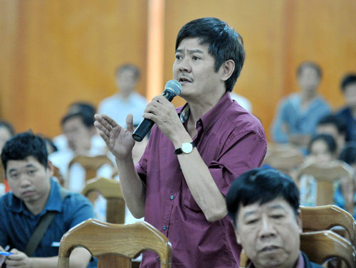 Ông bầu tháo chạy, V-League “loạn cào cào” - 2