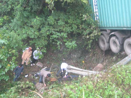 Tai nạn thảm khốc, 17 người thương vong - 4