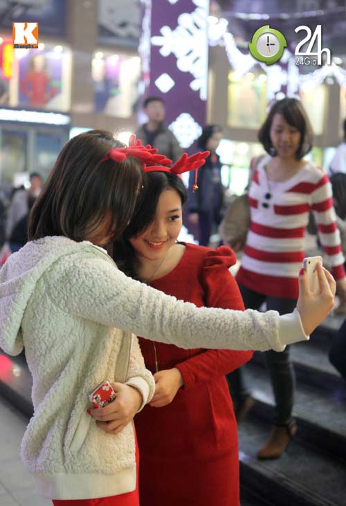 Giới trẻ Hà Thành đón Giáng sinh sớm - 6