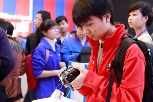 Sony tung loạt sản phẩm chạy Windows 8 - 7