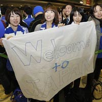 Bóng đá - CĐV Nhật chào đón Chelsea