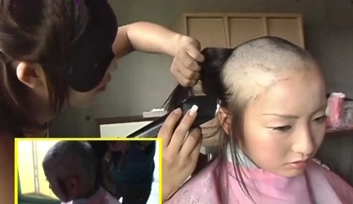 Phụ nữ Nhật rộ mốt... cạo trọc đầu - 3