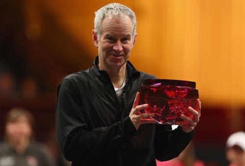 HOT: Hamilton cần thời gian để tỏa sáng - 2