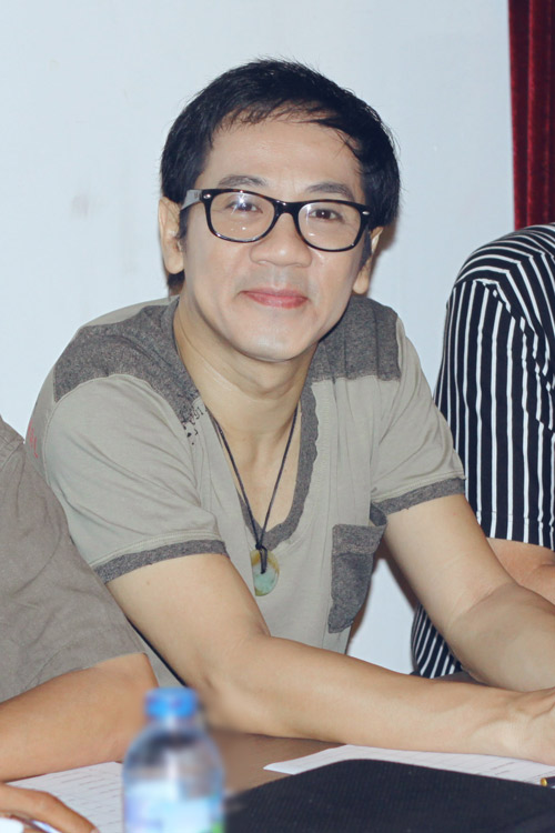 Thanh Hằng chu môi nhí nhố bên Thành Lộc - 18