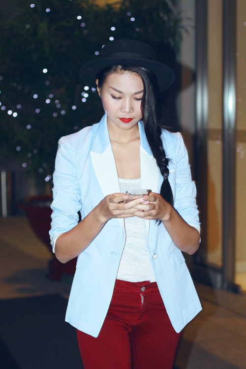 Thanh Hằng chu môi nhí nhố bên Thành Lộc - 14