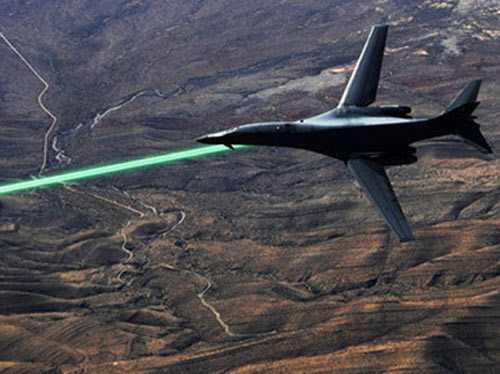 Máy bay không người lái Mỹ có “laser sát thủ” - 1