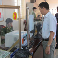 Tin tức trong ngày - Cấp số CMND: Đang vi phạm nguyên tắc?