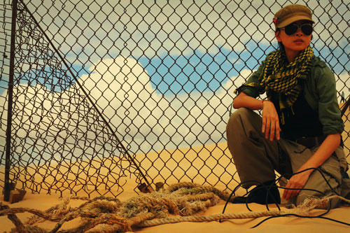 Ngô Thanh Vân bụi bặm trên sa mạc cát - 3