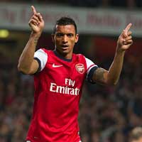 Bóng đá - Luis Nani làm gì ở sân tập Arsenal?