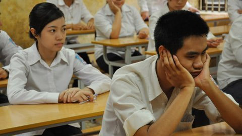 Bộ GD-ĐT xét bỏ độc quyền sách giáo khoa - 2