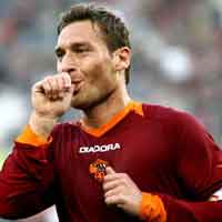 Bóng đá - Cú Rocket của Totti trong top V16 Serie A