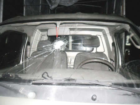 Bỏ nhà, ra khách sạn... quậy! - 2