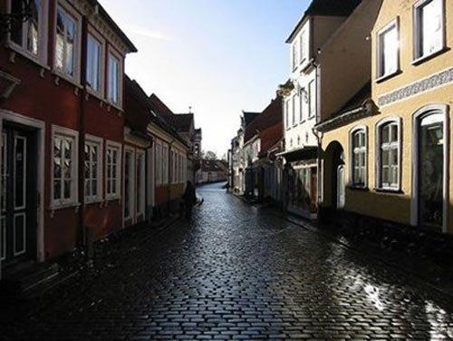 11 thị trường nhà ở thê thảm nhất TG - 9