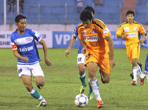 Vòng 1 V-League 2013: Đương kim vô địch gặp khắc tinh - 1