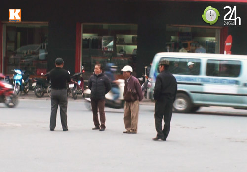 Vé tàu Tết: Ga nhường "đất" cho cò? - 4