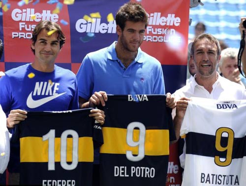 Federer chơi bóng cùng Batistuta - 2