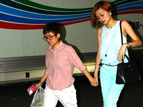 Những cuộc tình xôn xao làng nhạc Việt - 3