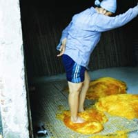 Thị trường - Tiêu dùng - Rợn người công nghệ làm miến làng nghề