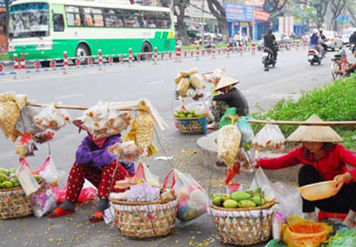 Những quy định "trời ơi": Do quan liêu - 2