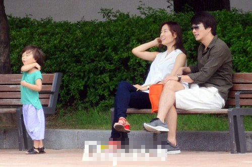 Ghen tỵ với 6 cặp đôi showbiz Hàn - 3