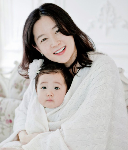 Ghen tỵ với 6 cặp đôi showbiz Hàn - 9