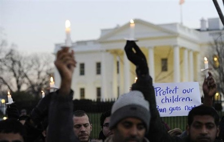 Vụ xả súng: TT Obama cam kết chấm dứt tội ác - 5