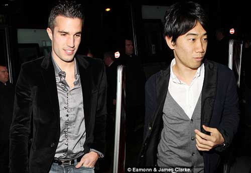 SAO MU “nhảy ngựa” mừng Giáng sinh - 2