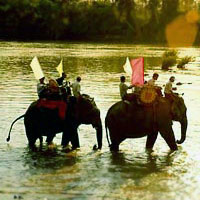 Du lịch - Bản Đôn: Hòn đảo xanh giữa đại ngàn