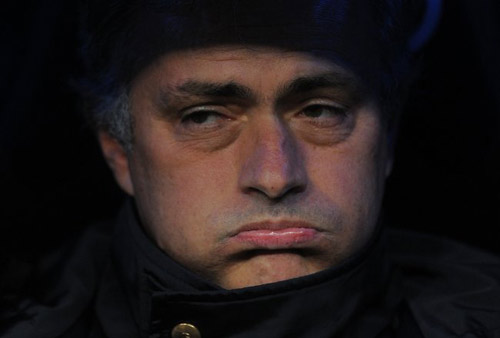 Điều "quái quỷ" gì đang xảy ra ở Real? - 2